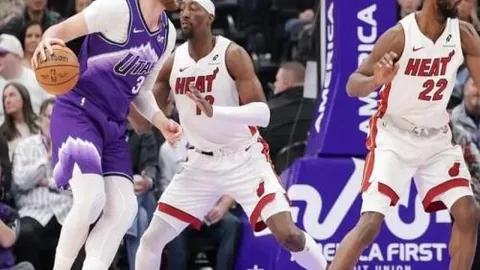 埃弗顿1-0险胜切尔西，门迪点球绝杀冰岛神射手精准射门