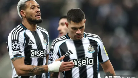 “辽宁男篮新援韦伯三世青岛之战将迎来首秀，完成注册手续”